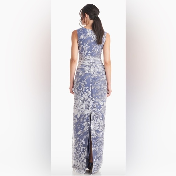 NWT JS Collections Blue Maddison V-neck Column Gown Size 2 - Picture 2 of 9